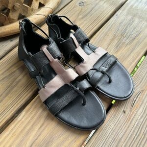 VGUC Helmut Lang Thong Sandals 39 vintage  black leather strappy shoes Italy